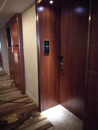 Others 5, Qiantu Business Hotel(San Shui Guang Chang Dian), Foshan