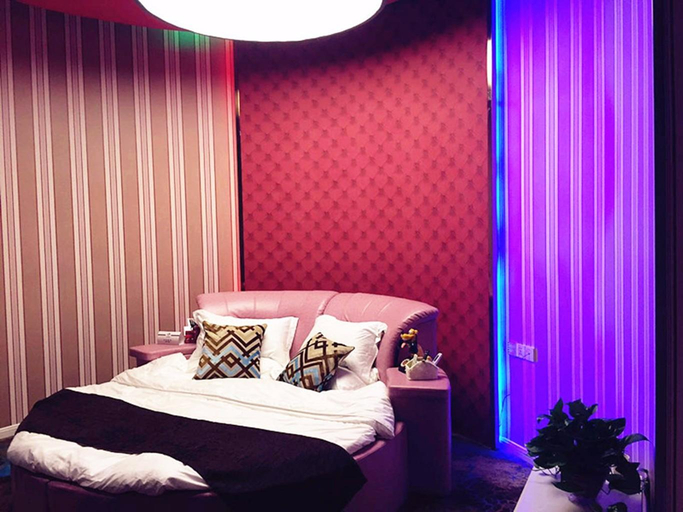 Bedroom 2, Very Impressed Theme Hotel(Wuxi Luoshe Columbus Plaza), Wuxi