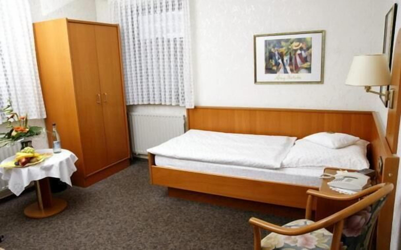 Bedroom 3, Hotel Restaurant Pempel, Werra-Meißner-Kreis
