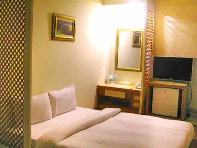 Bedroom 4, Ling Yea Hotel, Kaohsiung