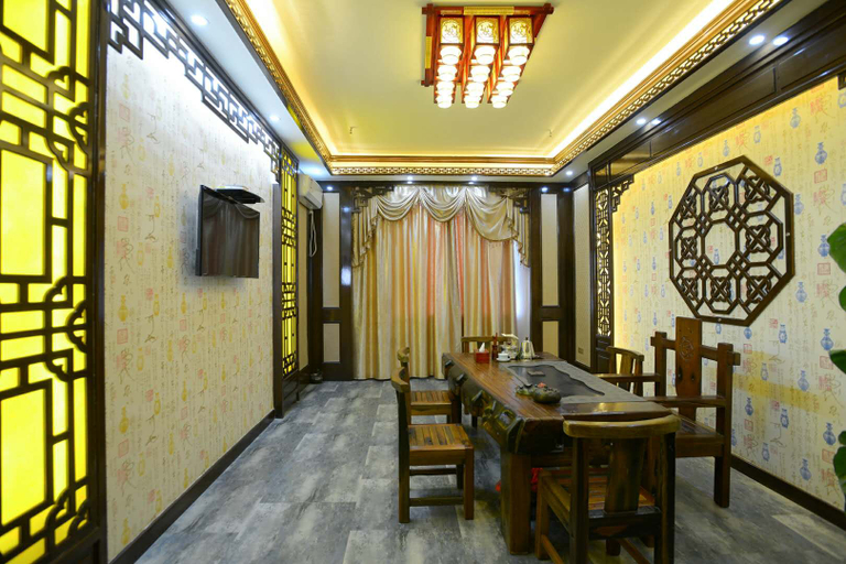 Food & Drinks, Jinjiang Hotel, Börtala Mongol