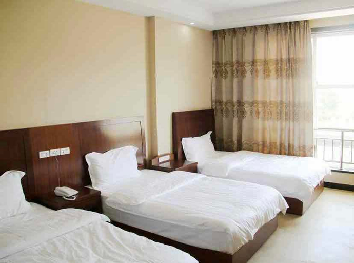 Bedroom 4, Dongsheng Hotel, Jiaxing