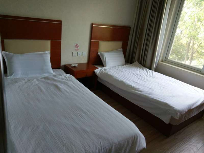 Bedroom 2, Guibin Hotel (Panjiayuan subway station, Beijing), Beijing