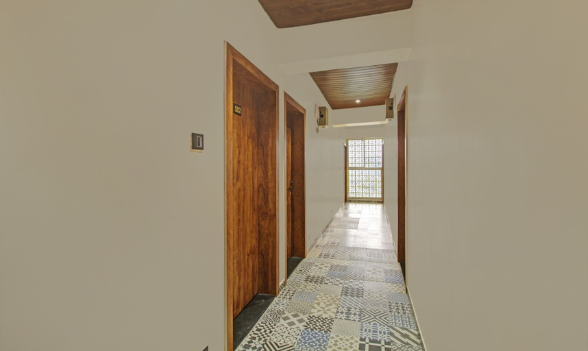 Public Area 3, Treebo Royal Imperio, Hinjewadi, Pune