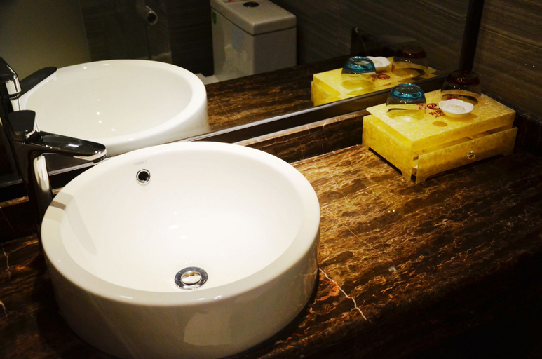 Bathroom 2, Helen Hotel, Chengdu