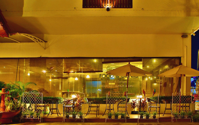 Food & Drinks 5, Tapae Place Hotel, Muang Chiang Mai