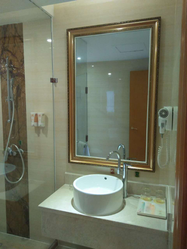 Bathroom 3, Vienna Hotel Guangzhou Changlong Wanda Plaza, Guangzhou
