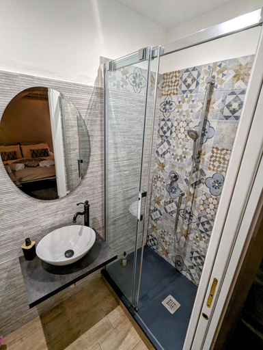 Bathroom 5, B&B Benincasa, Palermo