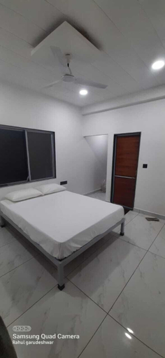 Bedroom 4, Gurukrupa Yatri Niwas, Narmada