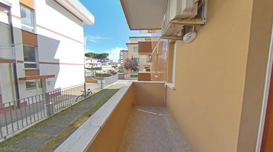 Balcony 2, Functional Stay in Prime Location, Udine