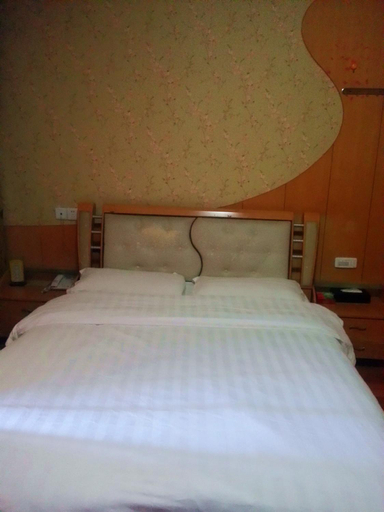 Bedroom 4, Changhong Hotel (Hunan University of Technology and Business), Changsha