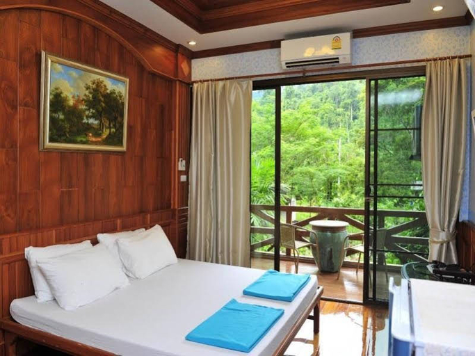 Bedroom 2, Baansuanrudee Resort, Khlung