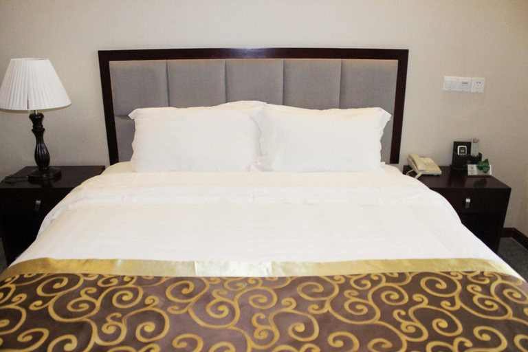 Bedroom 2, ホテル（バスターミナル）, Xinzhou