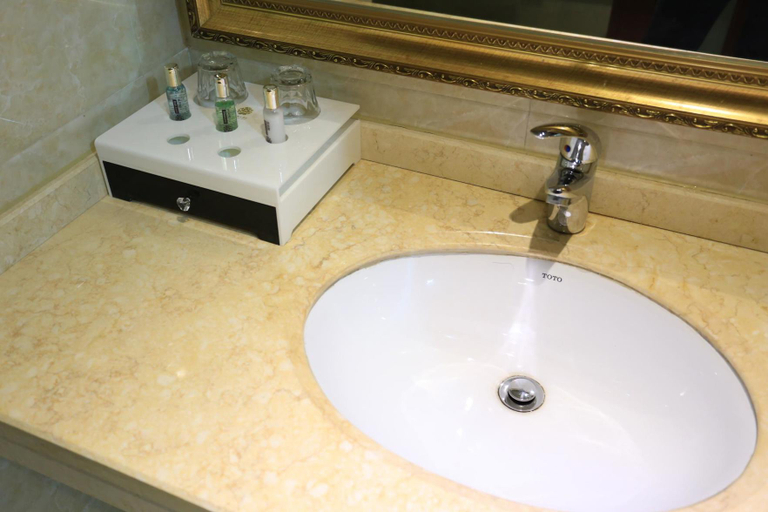 Bathroom 2, Haiyan Baimei Hotel, Jiaxing