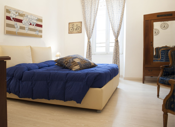 Bedroom 3, Aquarius Inn, Rome