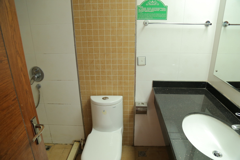 Bathroom 2, (), Huangshan