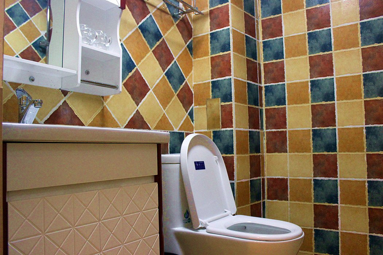 Bathroom 2, (), Zhangjiajie