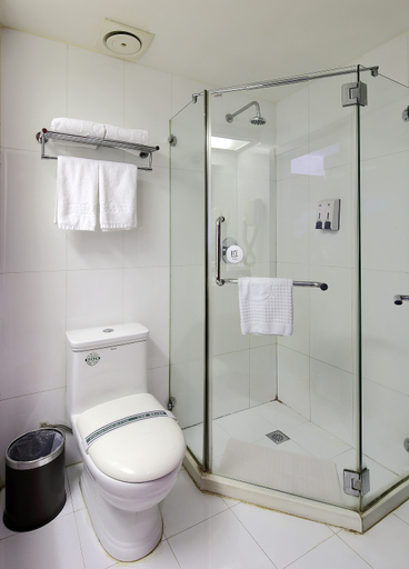 Bathroom 3, JI Hotel (Beijing Xidan), Beijing