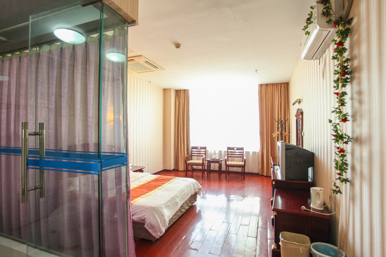Bedroom, グリーンツリー インホテル(在海一方公園嘉瑞寶広場)(Greentree Eastern Hotel (Lianyungang Jiaruibao Plaza)), Lianyungang