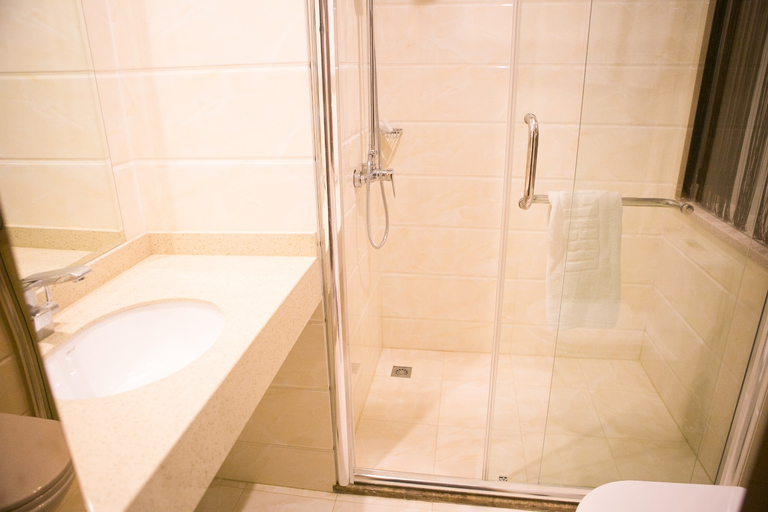 Bathroom, Hua'erzi Hotel, Shaoxing