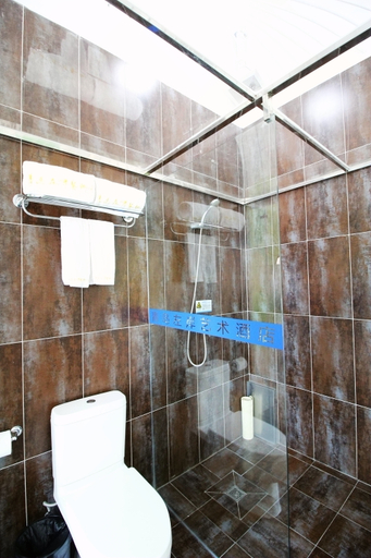 Bathroom 2, Zuo'an Arts Hotel, Qingdao