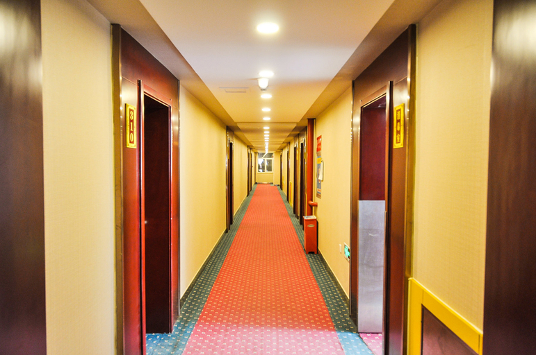 Others 3, Jinyuan Hostel, Chengde