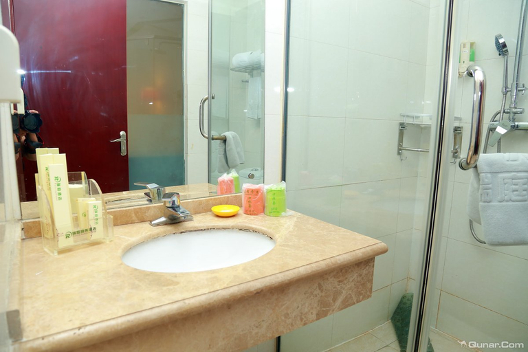 Bathroom 5, Vienna Hotel Tianjin Beichen District Government, Tianjin