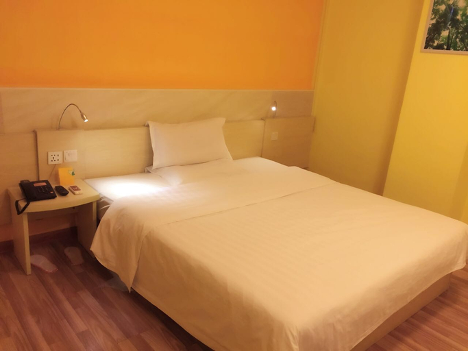 Bedroom 2, Platinum Residence Hotel (Guangzhou Railway Station Sanyuanli Subway Station), Guangzhou
