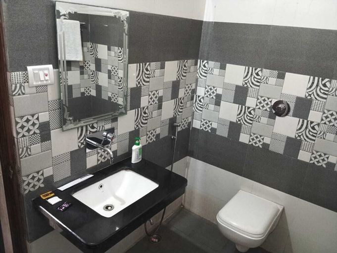 Bathroom 3, HOTEL ATITHI DWAAR, Sonbhadra