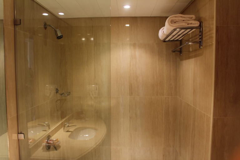 Bathroom 4, Eden Rock Hotel Namaa Bay, Sharm el-Sheikh