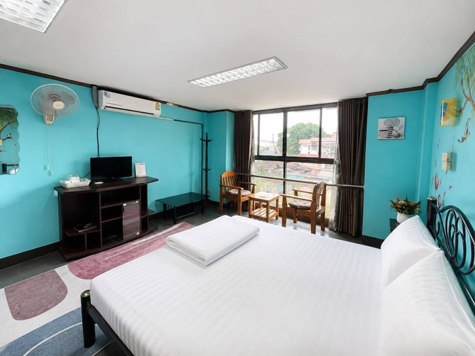 Room 5, J cafe & hostel, Muang Chiang Mai