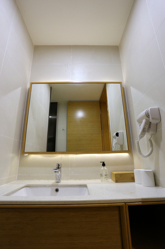 Bathroom, JI Hotel (Ningbo Yinzhou Incity), Ningbo