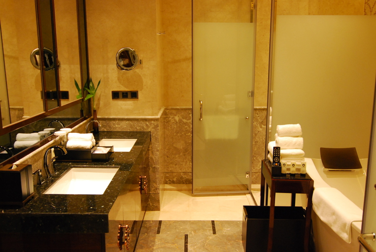 Bathroom 4, Zhaolin Grand Hotel, Beijing