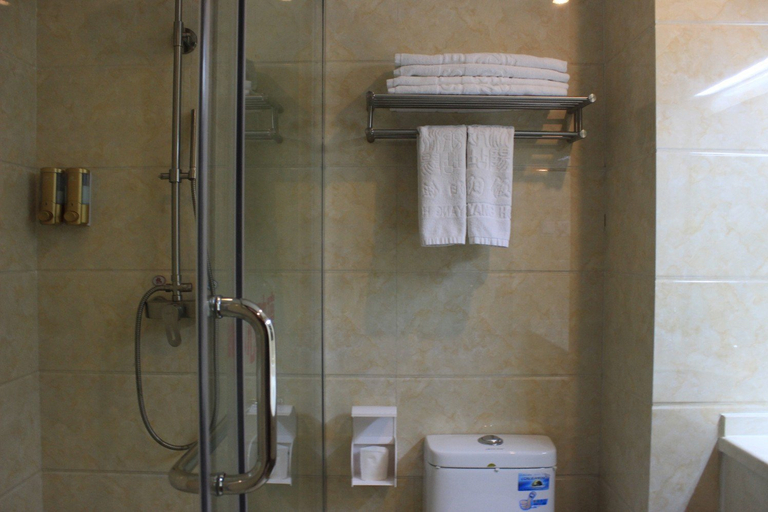 Bathroom 5, Shenyang Hotel, Shenyang