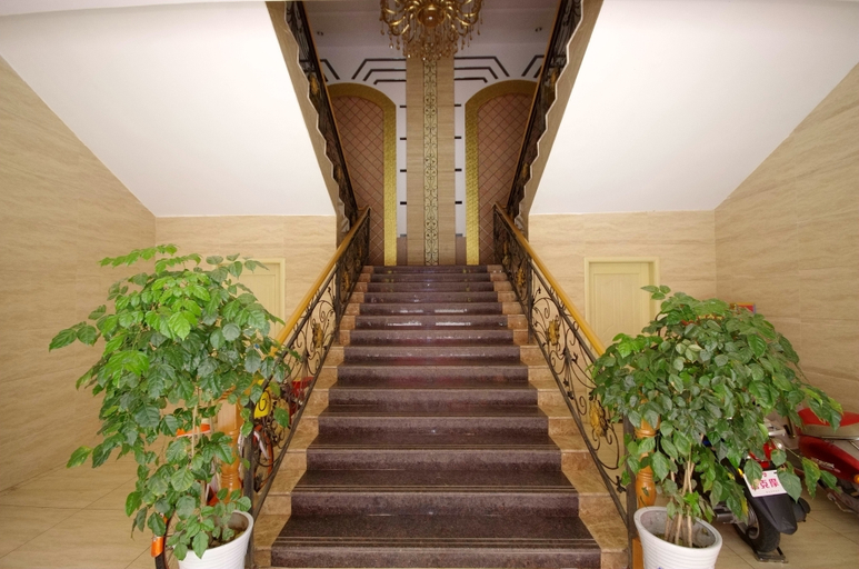 Others 5, Xianyuan Business Inn, Yibin