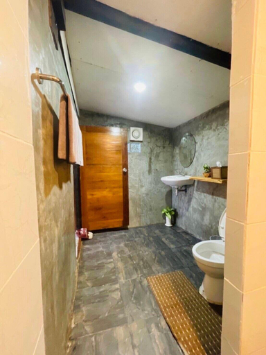 Bathroom 5, Jungle Guesthouse, Pang Ma Pha