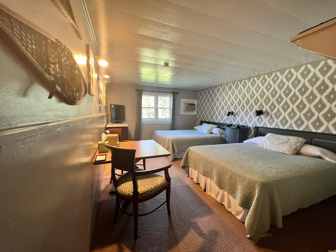 Bedroom 2, Barron Brook Inn, Coos