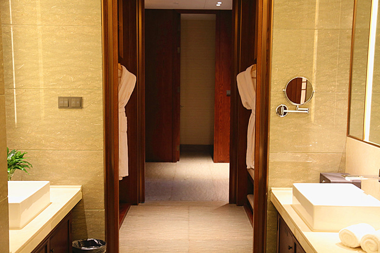 Bathroom 3, Sheng Di Hotel, Zunyi