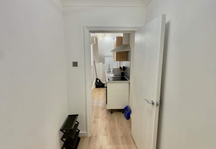 Private kitchen 2, Flat in Central London 10 Mins London Bridge, London