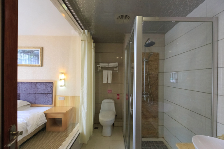 Bedroom, Mengtai Dongning Hotel, Liuzhou