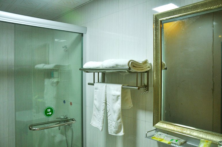 Bathroom, Beike hotel (south kaicheng street, jiaxing), Jiaxing