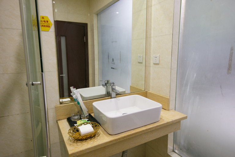 Bathroom 3, Laikeju Hotel (Suzhou Sports Center), Suzhou