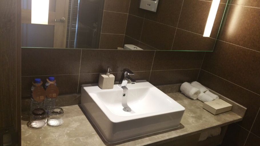 Bathroom 2, ZJHotel (Ankang Wenchang Road), Ankang