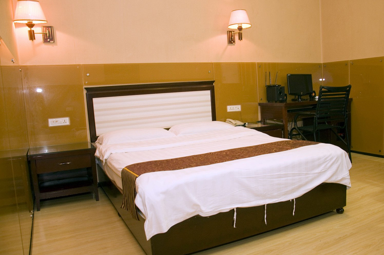 Bedroom 2, Zhizun Business Hotel, Huangshi