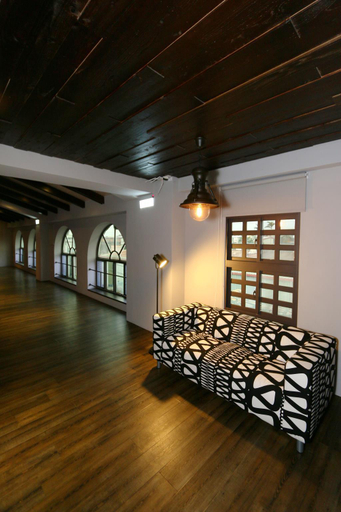 Others 5, EWoo, Yilan