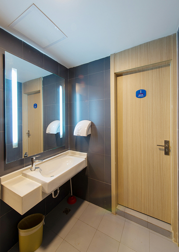 Bathroom, HanTing Hotel (Jiangyin High-Tech Zone Changjiang Road), Wuxi
