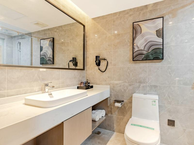 Bathroom 4, Greentree Eastern Chizhou Changjiang Middle Road R, Chizhou