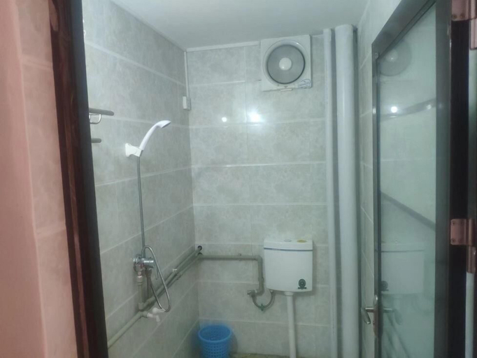 Bathroom, Natural Lodge Homestay, Guilin