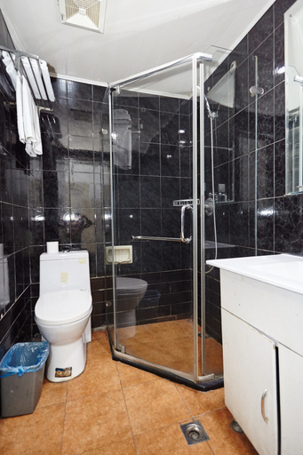 Bathroom 2, Hongye Business Hotel (Suzhou Guanqian), Suzhou