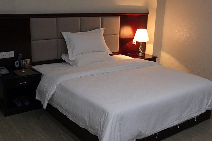 Bedroom 2, Green Riverside Light Luxury Hotel (Dongguan Tangxia Store), Dongguan